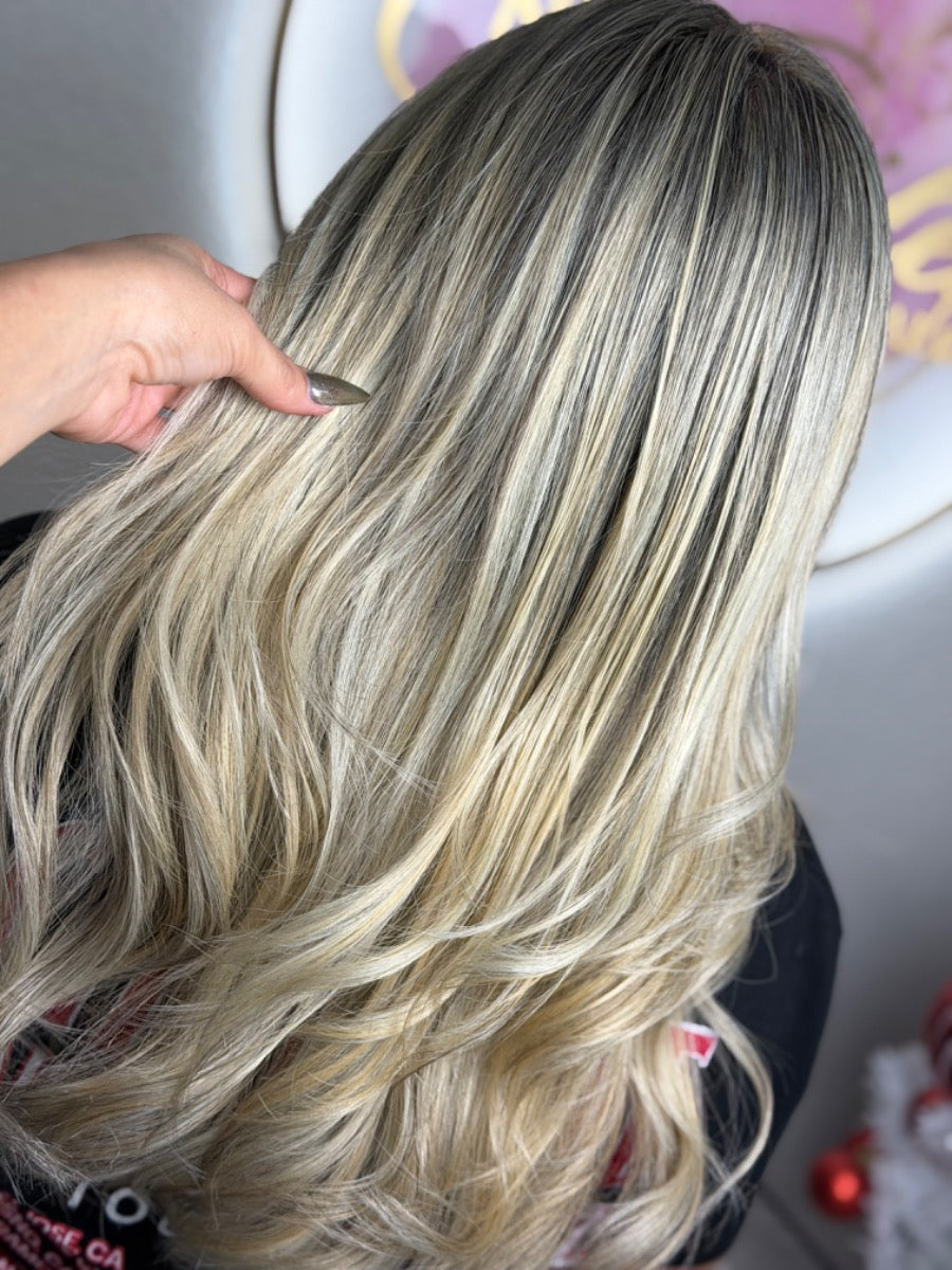 Full Blonde Balayage